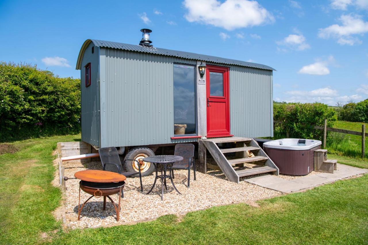 Kidwelly The Big Cwtch Shepherd'S Hut מראה חיצוני תמונה